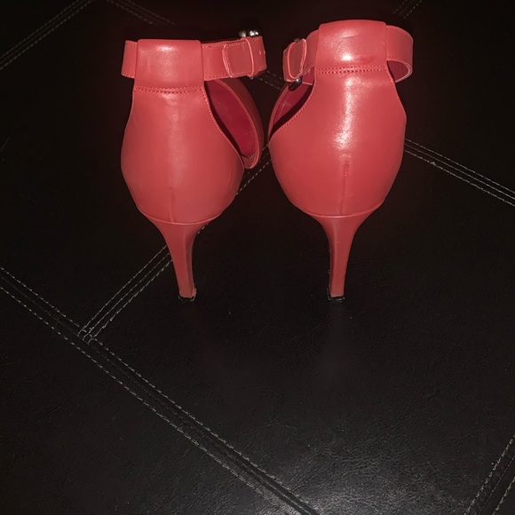 Calvin Klein Women’s High Heels - Picture 1 of 4